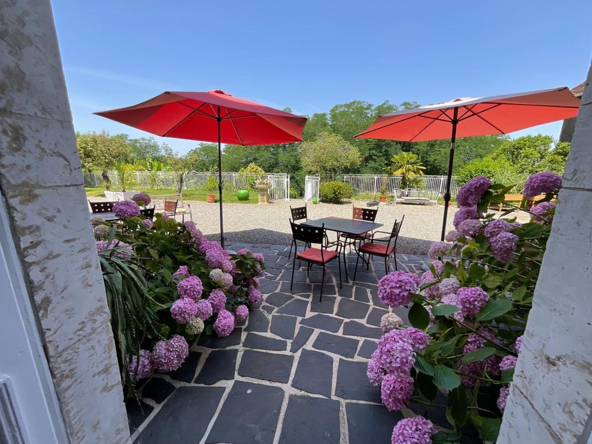 Domaine De La Carrere Hotel Arthez-de-Bearn Екстериор снимка